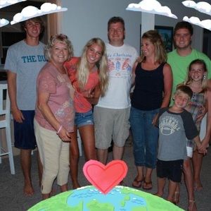 Meet your Posher, Jennifer